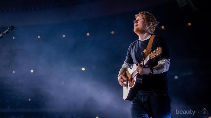 6 Lagu Terbaik Edd Sheeran Siap Buatmu Terbuai