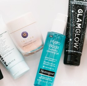 6 Rekomendasi Facial Scrub Brand Lokal Ini Aman Digunakan! Cocok untuk Atasi Kulit Kering