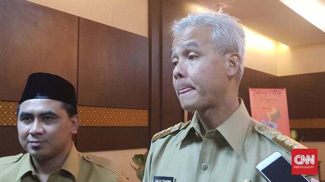 Gubernur Jawa Tengah Ganjar Pranowo kembali mengumumkan seorang pasien positif corona meninggal.