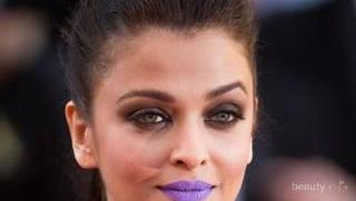 Punya Kulit Warm Undertone? Mendingan Hindari Lipstik dengan Warna Ini!