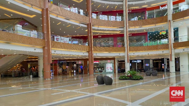 Summarecon Agung menutup Summarecon Mall Kelapa Gading, Bekasi, dan Serpong demi mencegah penyebaran virus corona.