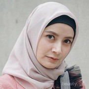 [FORUM] baru pake hijab nih, kerudung yang wajib aku punya warna apa ya?