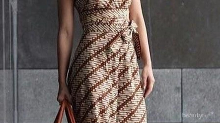 Mix and Match Setelan Kulot Batik Ini Cocok Banget untuk Berbagai Kesempatan, Lho! Kamu Harus Cobain, Ladies