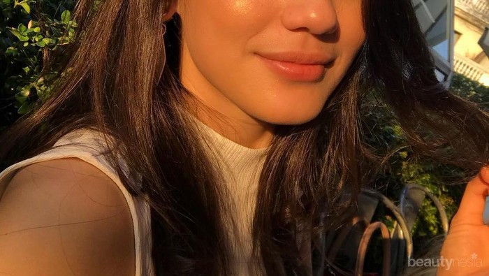 Tips Makeup Pevita Pearce, Si Cantik Wanita Idaman Ariel 'Noah'!