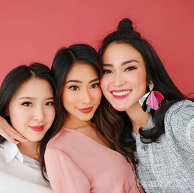 Rekomendasi Lipstick Matte yang Enggak Bikin Bibir Kering dan Tahan Lama Seharian