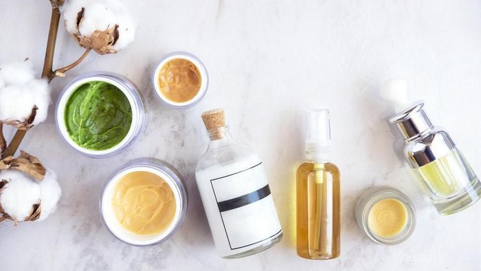 [FORUM] Urutan pake skincare yang bener tuh apa gengs? Ada yang bisa bantu?