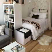 Bosan Punya Kamar Tidur yang Sempit? Sulap dengan Trik Ini agar Lebih Luas dan Rapi