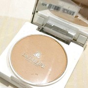 Varian Bedak La Tulipe Ini Punya Beragam Keunggulan, Ladies! Kamu Wajib Punya!