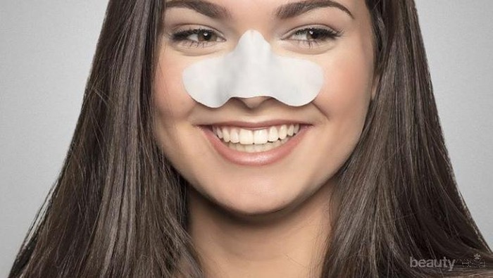 Gak Disangka, Ternyata Ini Penyebab Munculnya Komedo Hitam di Hidung Kamu Ladies!