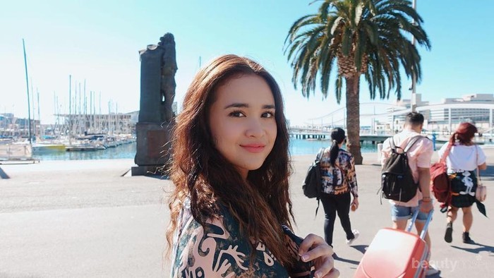 Jarang Dandan Tebal, Tengok Gaya Makeup Minimalis ala Michelle Ziudith yang Bikin Jatuh Hati