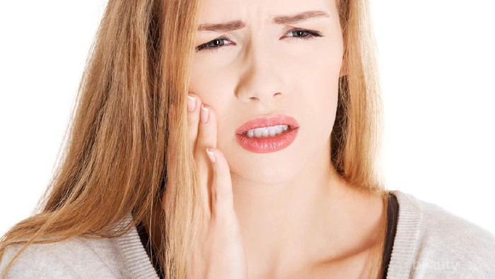 Benar-benar Efektif Nih Ladies, Ini Dia Cara Menyembuhkan Sariawan dengan Obat Apotik!