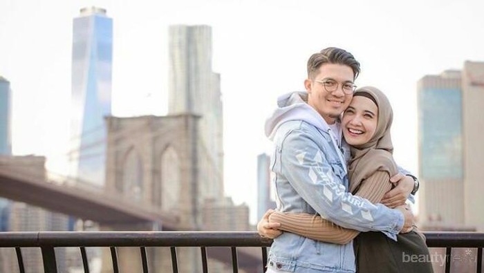 Intip Romantisme Zaskia Sungkar dan Irwansyah dalam 8 Tahun Pernikahan