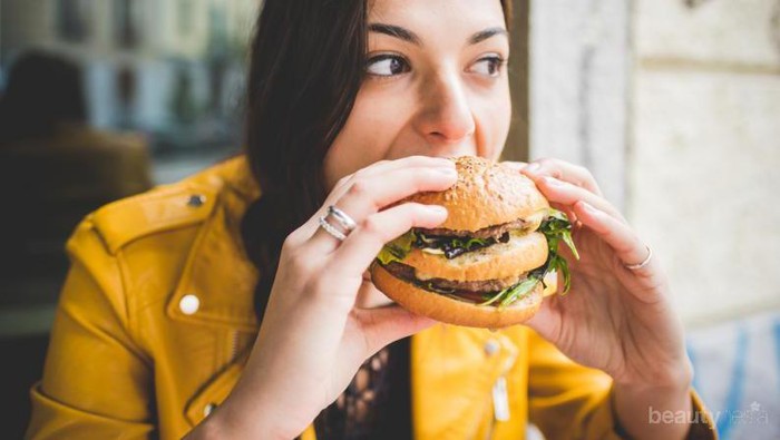 Punya Nama Unik, Restoran Ini Ramai Dikunjungi Orang!