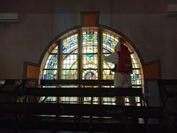 Gereja Immanuel Surabaya Disemprot Disinfektan Cegah Corona