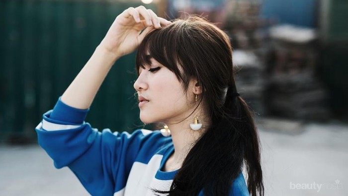 Mau Tampil Makin Bening di Tahun Baru? Ubah Penampilanmu dengan 3 Cara Ini!