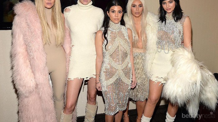 Wowo, Fantastis! Dekorasi Rumah Unik dan Mewah Keluarga Kardashian-Jenner