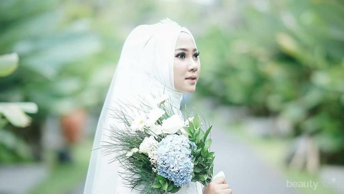 5 Model Kebaya Akad Nikah Super Simple Ini Lagi Digandrungi Para Wanita 5 Model Kebaya Akad Nikah Super Simple Ini Lagi Digandrungi Para Wanita