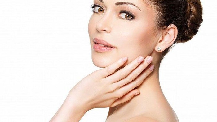 Ingin Kulitmu Lebih Cerah Dalam Waktu Singkat? Yuk, Pakai 5 Lulur Pemutih yang Badan Ampuh Ini!