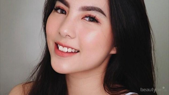 Gak Mau Bibir Kering Akibat Lipstik? Calm Down, Coba Rekomendasi Lipstik Nude Ini Ladies Gak Mau Bibir Kering Akibat Lipstik? Calm Down, Coba Rekomendasi Lipstik Nude Ini Ladies
