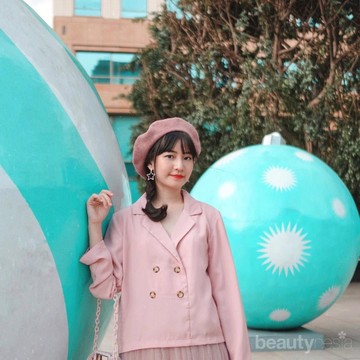 img-title 5 Style Fashion Warna Peach ala Selebgram Hits untuk Maniskan Valentine-mu!