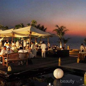 Bukan Cuma Menunya Saja yang Lezat, Pemandangan Restoran di Ancol Ini Juga Indah Banget! Wajib Kamu Kunjungi