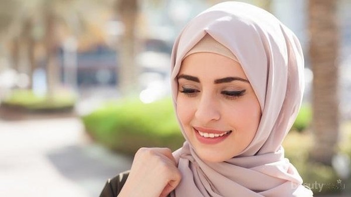 No More Bau Apek, Ini 5 Tips Hijab untuk Mencegah Bau pada Hijabmu