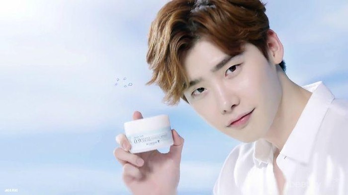 Pria Tak Boleh Ketinggalan, Ini Perawatan Wajah Ala Pria Korea yang Bisa Dicoba!