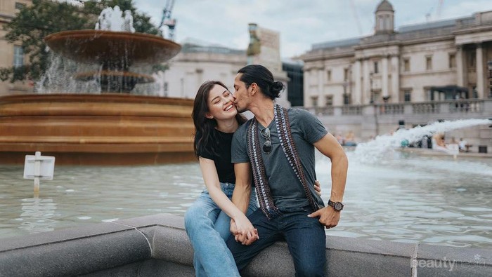 Deretan Potret Mesra Kimberly Ryder dan Suami yang Bikin Baper