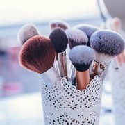 Deretan Kuas Makeup Miniso yang Oke Banget buat Makeup Sehari-hari