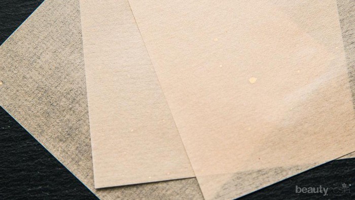 [FORUM] Menurut kalian wajib atau engga bawa oil paper kemana-mana?