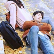Susah Move On, Inilah Alasan Kenapa Cinta Pertama Sulit Dilupakan