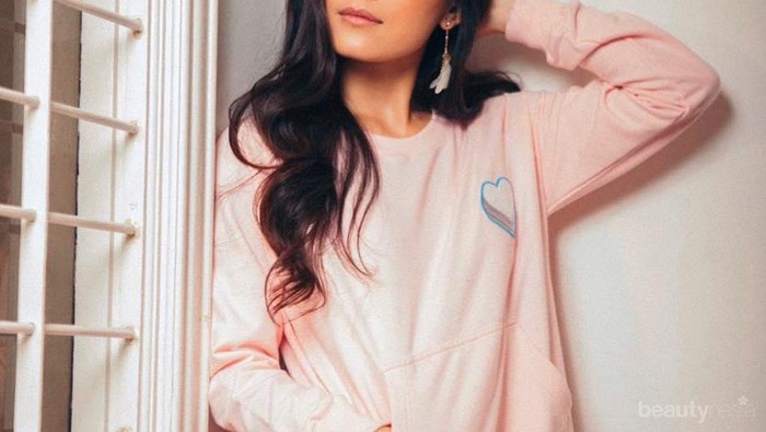 Super Cantik! Ini Fashion Khas Natasha Wilona yang Bisa Jadi Inspirasi