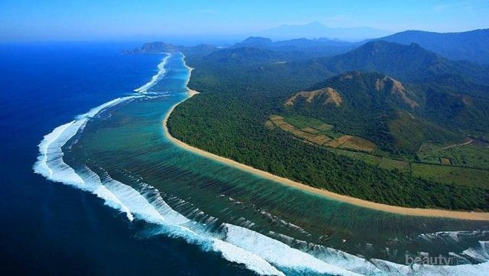 Terkenal Karena Keindahan Pantainya, Yuk Coba Wisata Lain di Lombok!