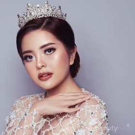 Mau Kondangan? Coba Tata Rambut Sanggul Modern ala Selebritis Ini