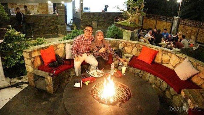 Gak Melulu Nge-Mall, 5 Tempat Keren ini Juga Pas untuk Dating Romantis Bareng Pacar!