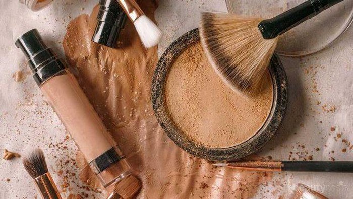 Pengen Secantik Artis? Beli Merek Kosmetik Para Selebriti Indonesia Ini Aja!