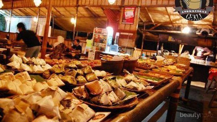 5 Angkringan di Jakarta, Rasa Enak Tapi Rasa Bersahabat!