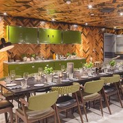 Ingin Makan Malammu Lebih Berkesan? Datang Saja ke Restoran Jakarta dengan Private Room Terbaik Ini!
