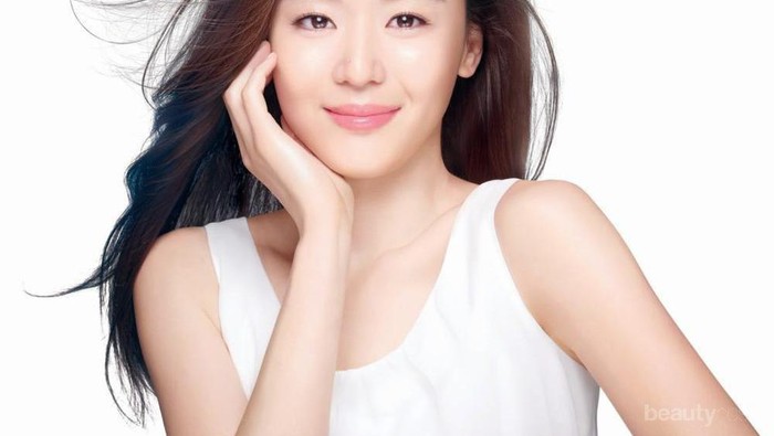 Wajib Coba! Hal Sederhana Ini Ternyata Bisa Mengecilkan Pori-Pori Wajah Lho