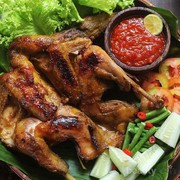 Wah, Ayam Bakar Lezat ala Restoran Ini Bisa Kamu Bikin Sendiri di Rumah, Lho! Ini Dia Rahasianya!