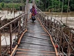 Dampak Hujan Deras di Boyolali, Jalan Putus hingga Jembatan Miring