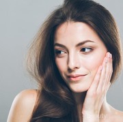 Pembersih Wajah Alami Ini Bisa Kamu Buat di Rumah, yuk Coba!