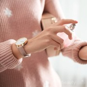 Segar dan Gak Nyegrak, Catat 5 Rekomendasi Parfum Wanita di Bawah 100 Ribu!