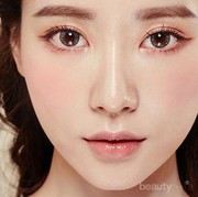 Mau Tampil Cantik dengan Eyeshadow Natural ala Idol Kpop? Ini Cara Mengaplikasikannya!