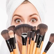 Penting Ladies! Cara Mencuci Kuas Make Up Agar Tetap Awet Ini Perlu Kamu Ikuti
