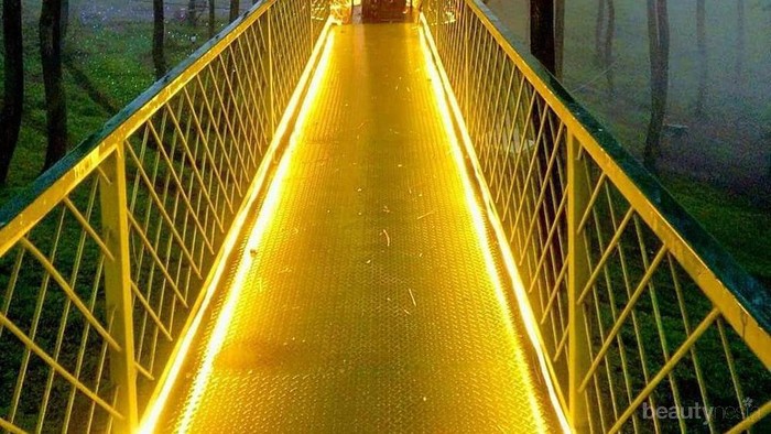 Wah, 5 Spot Wisata Bandung Lembang Ini Kece Banget buat Foto! Kamu Harus Mampir ke Sini, Ladies