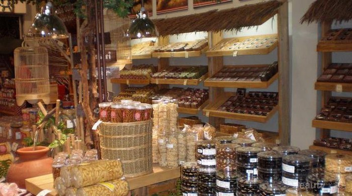 Liburan ke Bandung? Kurang Puas Tanpa Bawa 5 Oleh-oleh Kekinian Ini!