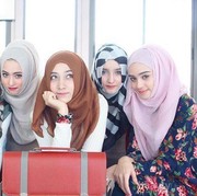 [FORUM] Katanya pake hijab itu bikin aura orang makin keluar ya..?