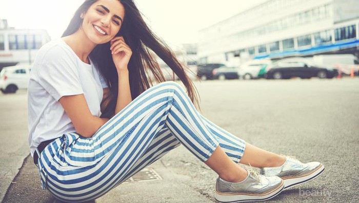 Tanpa Perlu Dicuci, Ini Cara Menghilangkan Bau Sepatu dengan Teh Celup