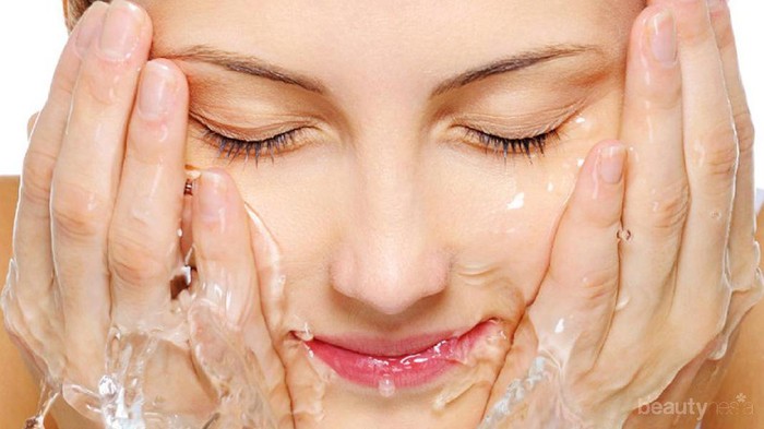 Wajahmu Berminyak? Tenang, Kamu Bisa Lakukan Perawatan Alami Mudah Ini untuk Mengatasinya!